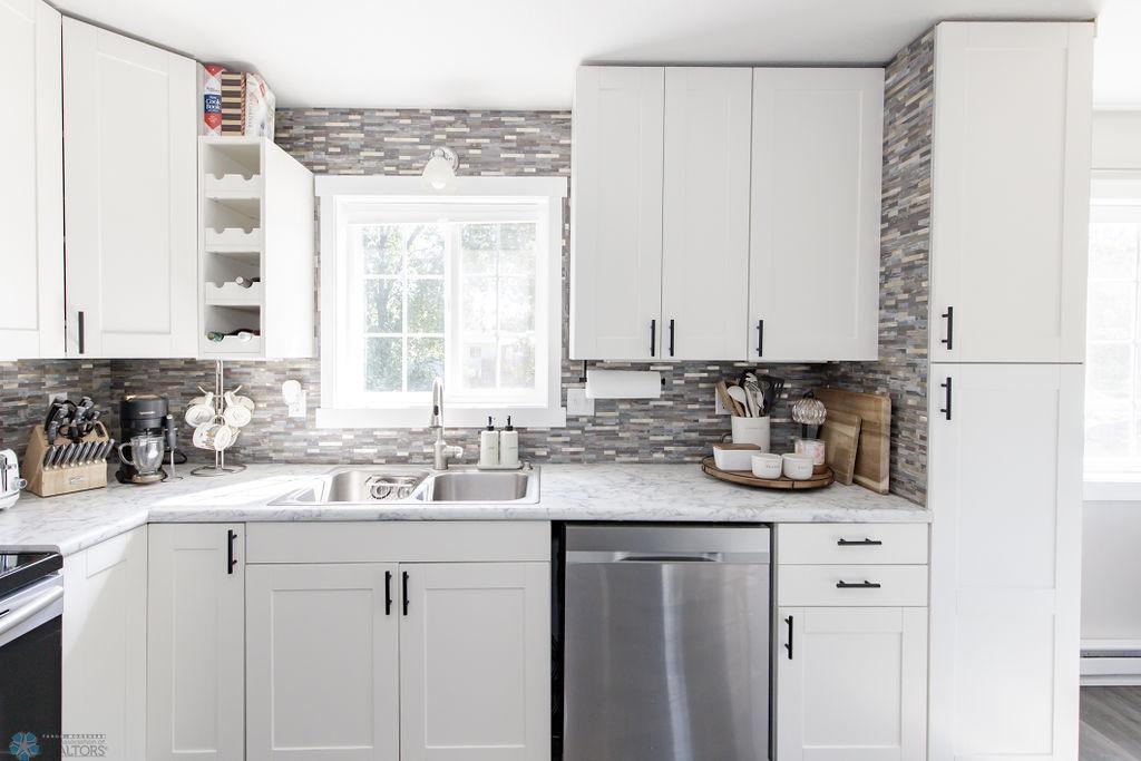 Kitchen-6.jpg
