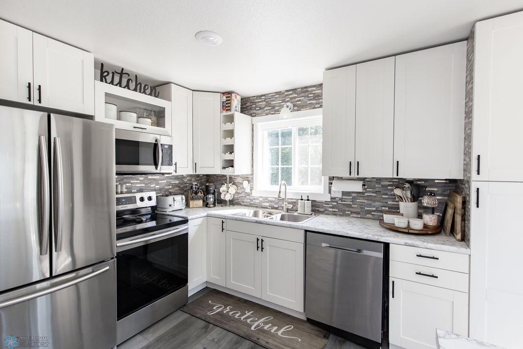 Kitchen-3.jpg