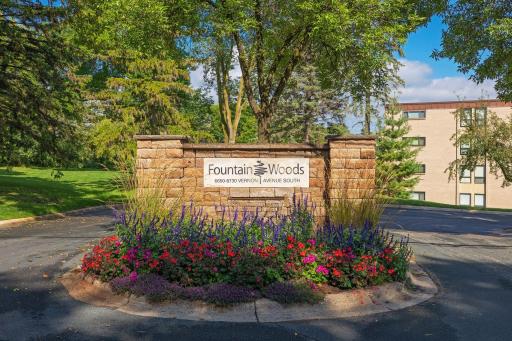 6730 Vernon Avenue S, 306, Minneapolis, MN 55436