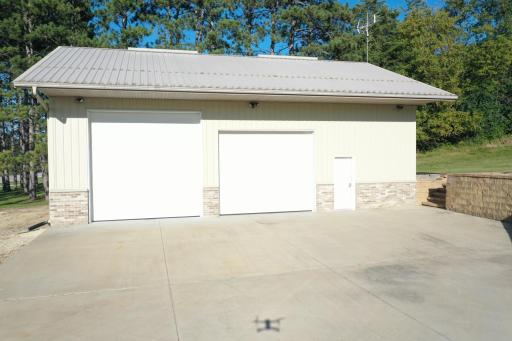 6518 Shop.JPG