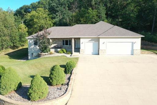 6518 W River Road NW, Rochester, MN 55901