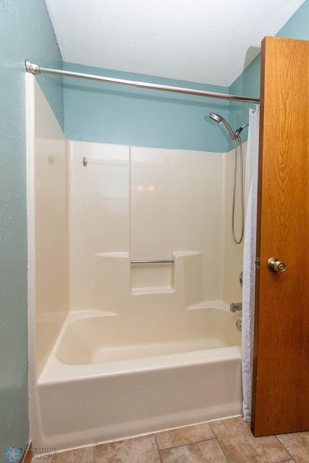 Bathroom 2- Full Bath