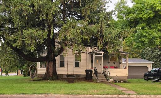 516 11th Street N, Mountain Lake, MN 56159