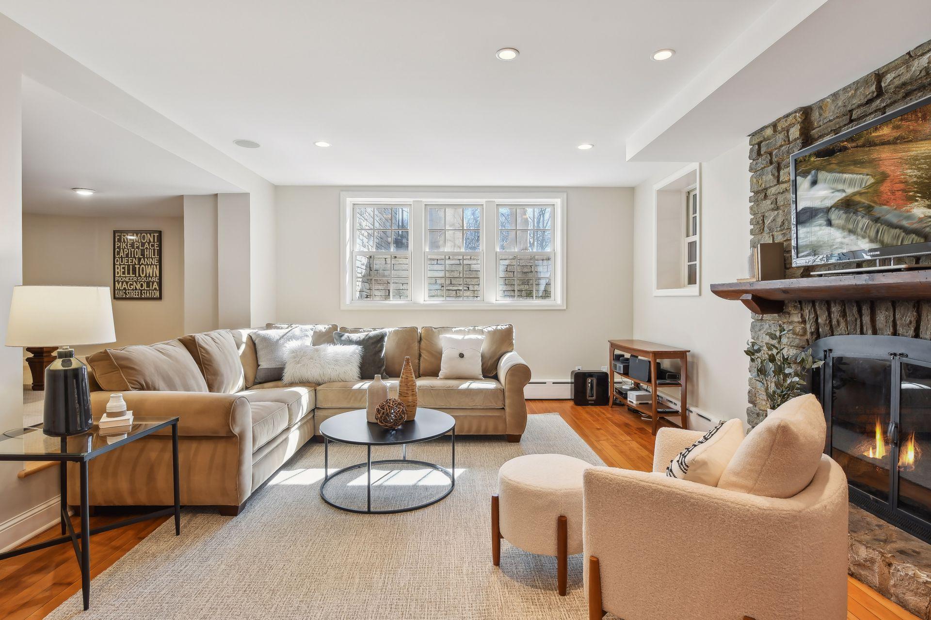 Walkout Level Amusement Room