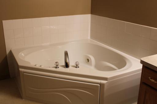 Jacuzzi to serve the master bedroom