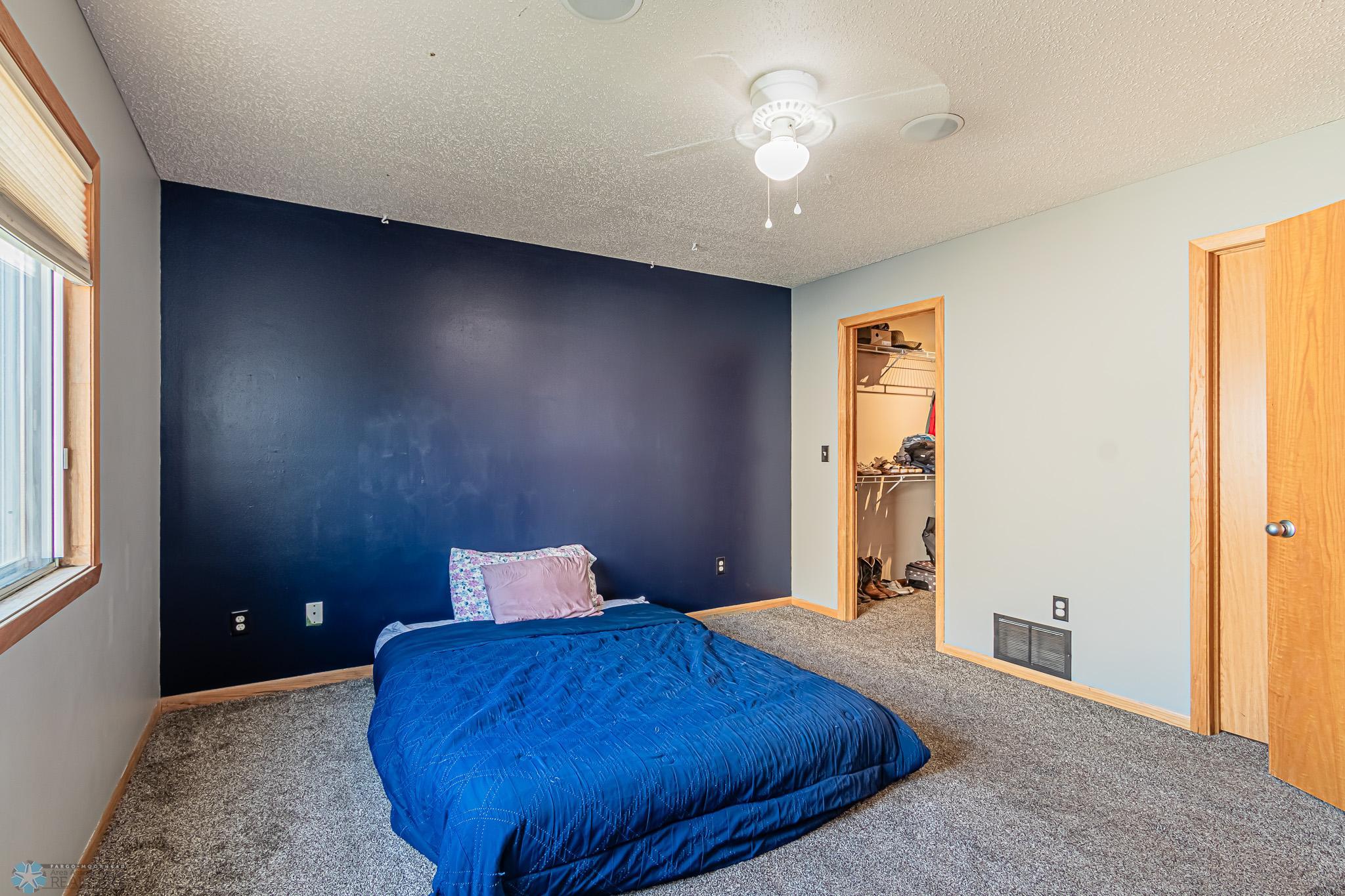 5204 48th Ave S, Fargo, ND 58104-21.jpg
