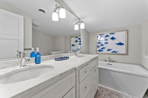 4239 Alden Drive, Minneapolis, MN 55416