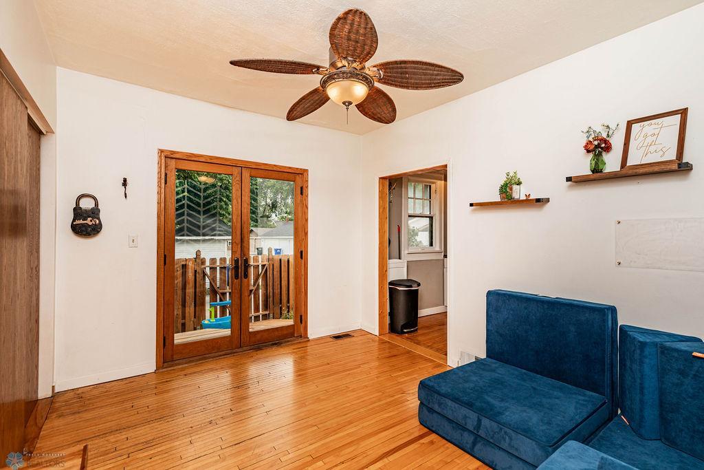 Office/3rd Bedroom