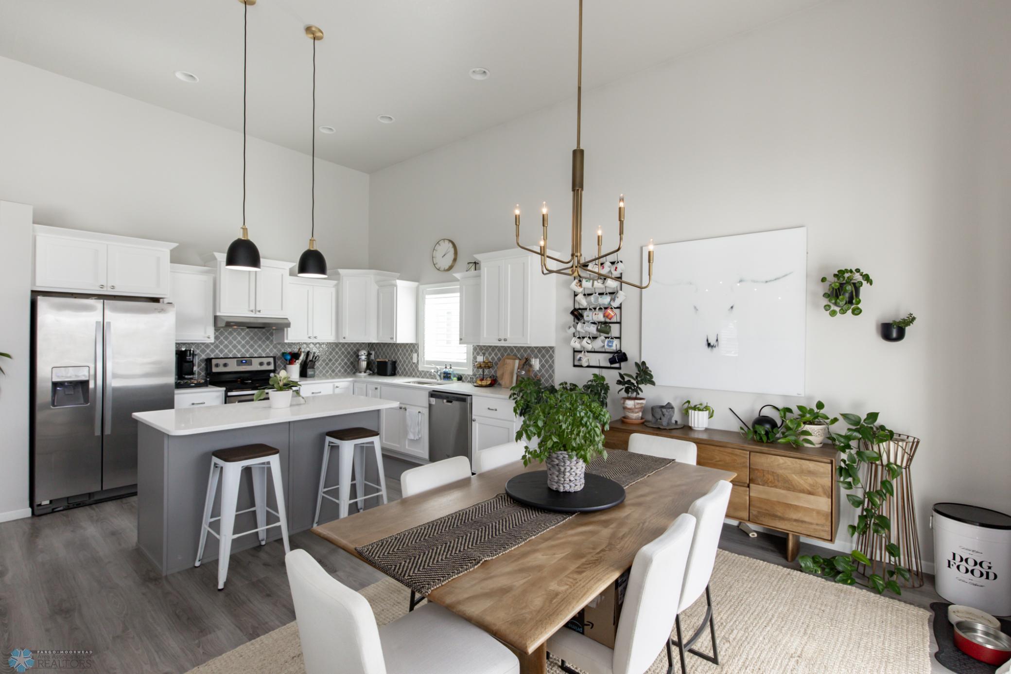 Dining/ Kitchen