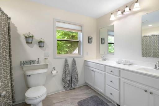 16093 Northwood Road NW, Prior Lake, MN 55372