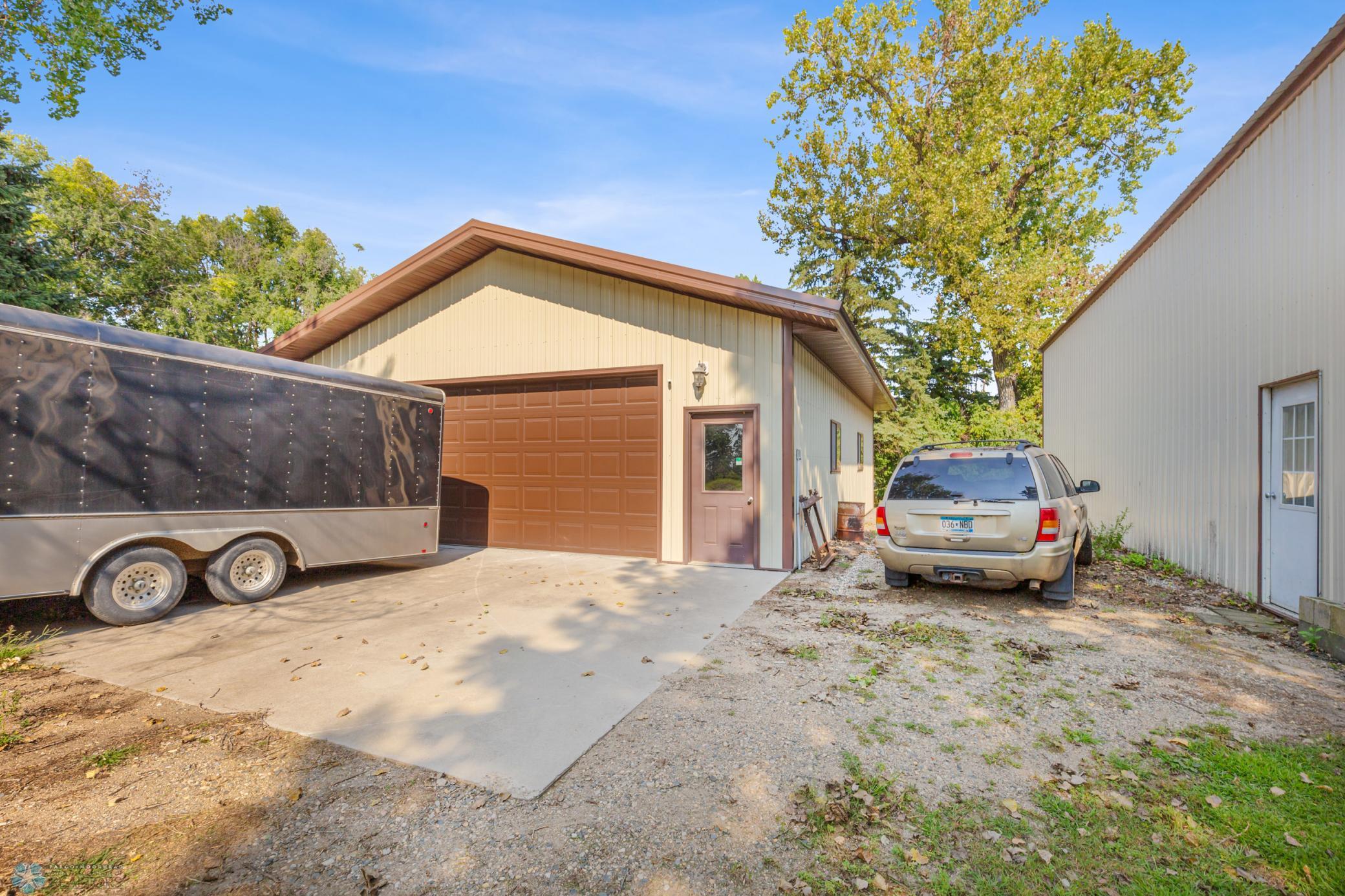 Detached 40 x 30 Outbuilding