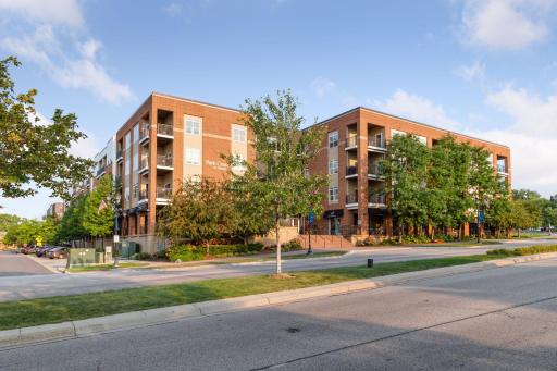 12501 Nicollet Avenue, 409, Burnsville, MN 55337