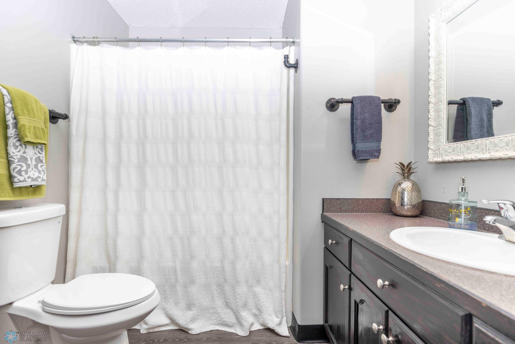 FULL MASTER BATH