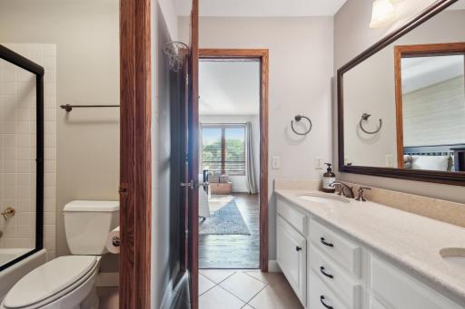 4717 Chantrey Place, Minnetonka, MN 55345