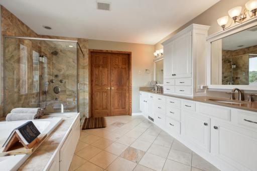 4717 Chantrey Place, Minnetonka, MN 55345
