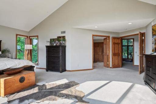 4717 Chantrey Place, Minnetonka, MN 55345