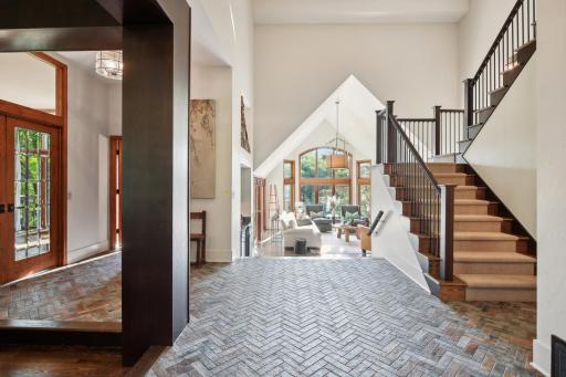 4717 Chantrey Place, Minnetonka, MN 55345