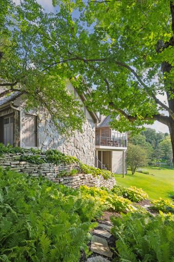 4717 Chantrey Place, Minnetonka, MN 55345