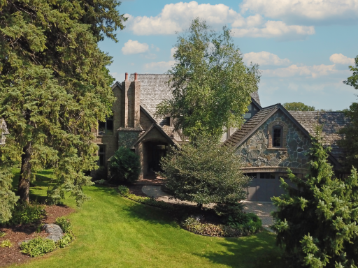 4717 Chantrey Place, Minnetonka, MN 55345