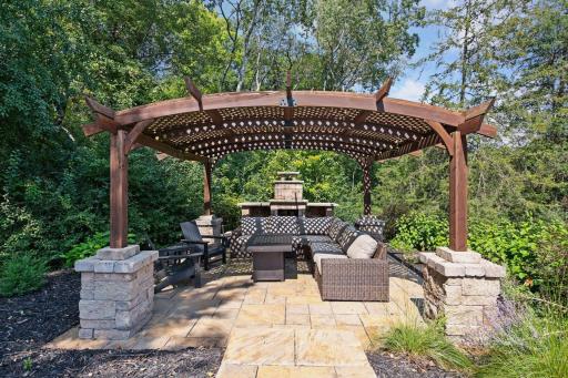 10090 Adam Avenue, Inver Grove Heights, MN 55077