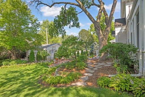 4386 Wooddale Avenue, Minneapolis, MN 55424