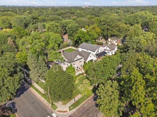 Located in the historic Browndale Park neighborhood and situated between the Morningside and Country Club neighborhoods.
