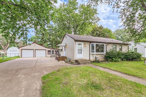1439 Eldridge Avenue E, Saint Paul, MN 55109