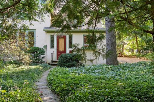 809 Saint Olaf Avenue, Northfield, MN 55057