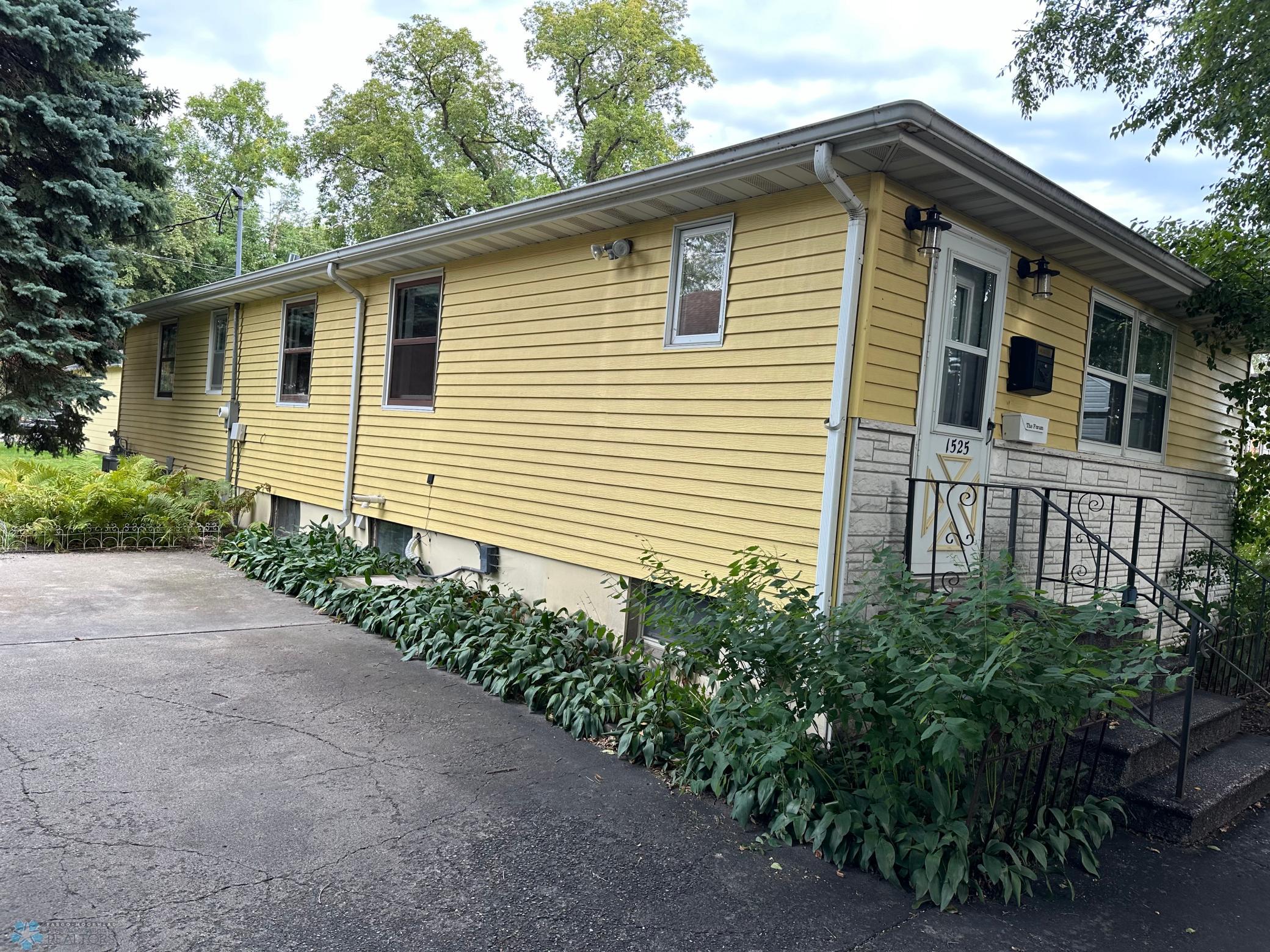 NORTH SIDE