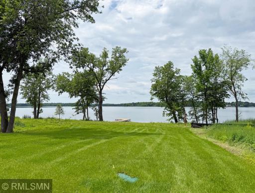 7630 Lake John Drive, Annandale, MN 55302