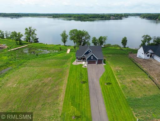 7630 Lake John Drive, Annandale, MN 55302