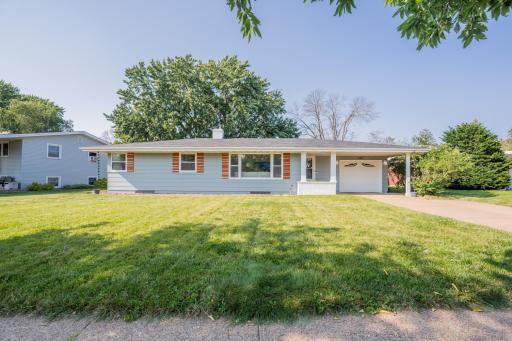 Photo for 410 E Fillmore Avenue, Eau Claire, WI 54701 - listing #6597501 410 E Fillmore Avenue, Eau Claire, WI 54701