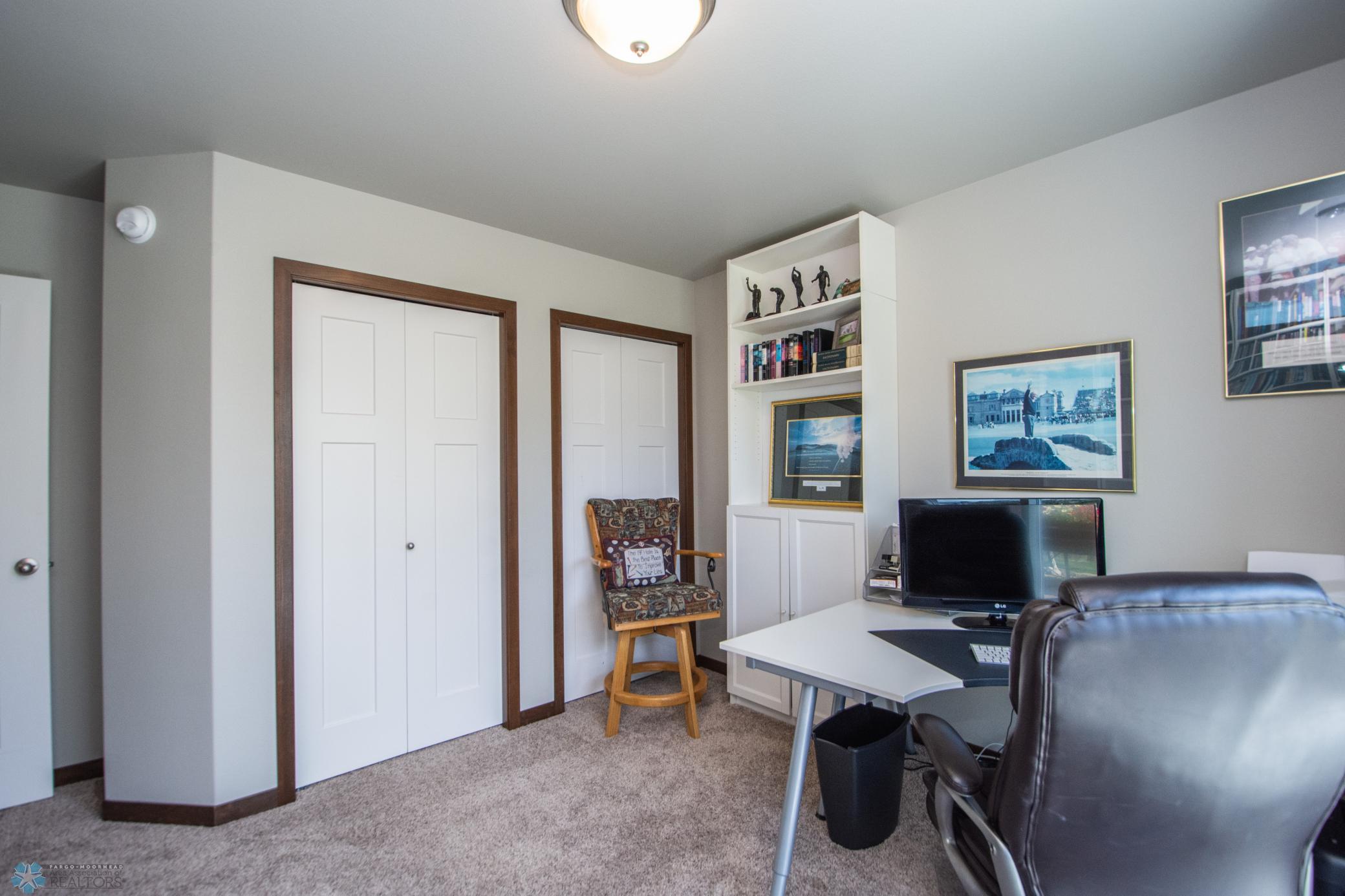 Bedroom 3/Office