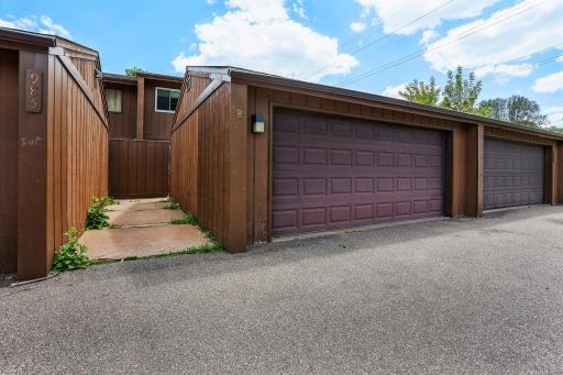 987 11th Avenue SW, Forest Lake, MN 55025