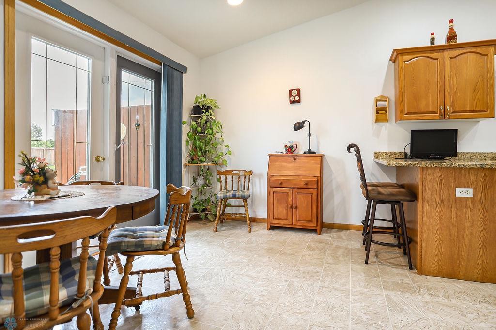 Kitchen/Eating area view1