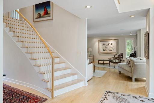 4602 Merilane Avenue, Edina, MN 55436