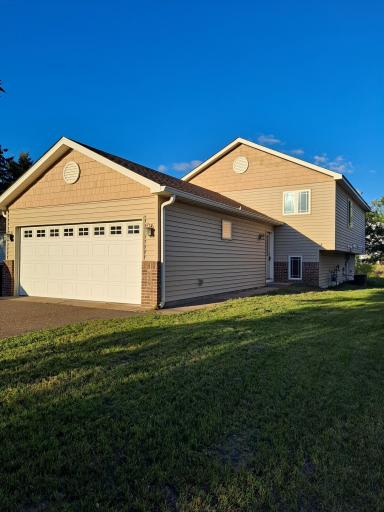 924 Whiskey Road NW, Isanti, MN 55040