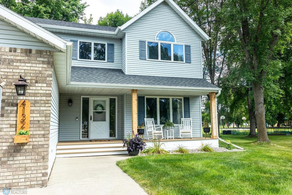4123RivershoreDr-10.jpg