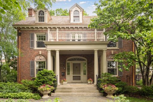 2270 W Lake Of The Isles Parkway, Minneapolis, MN 55405