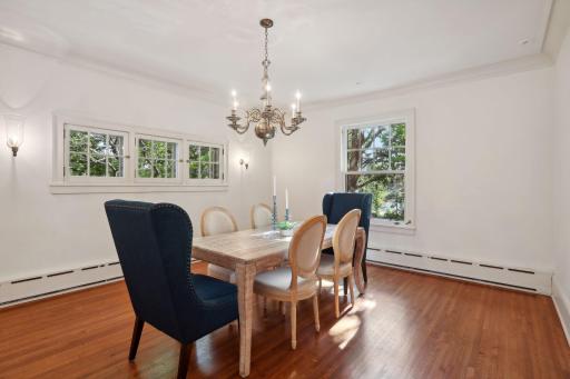 2270 W Lake Of The Isles Parkway, Minneapolis, MN 55405