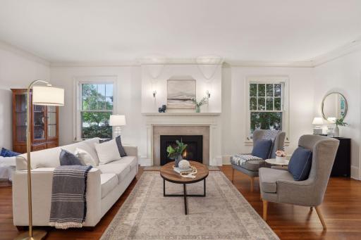 2270 W Lake Of The Isles Parkway, Minneapolis, MN 55405
