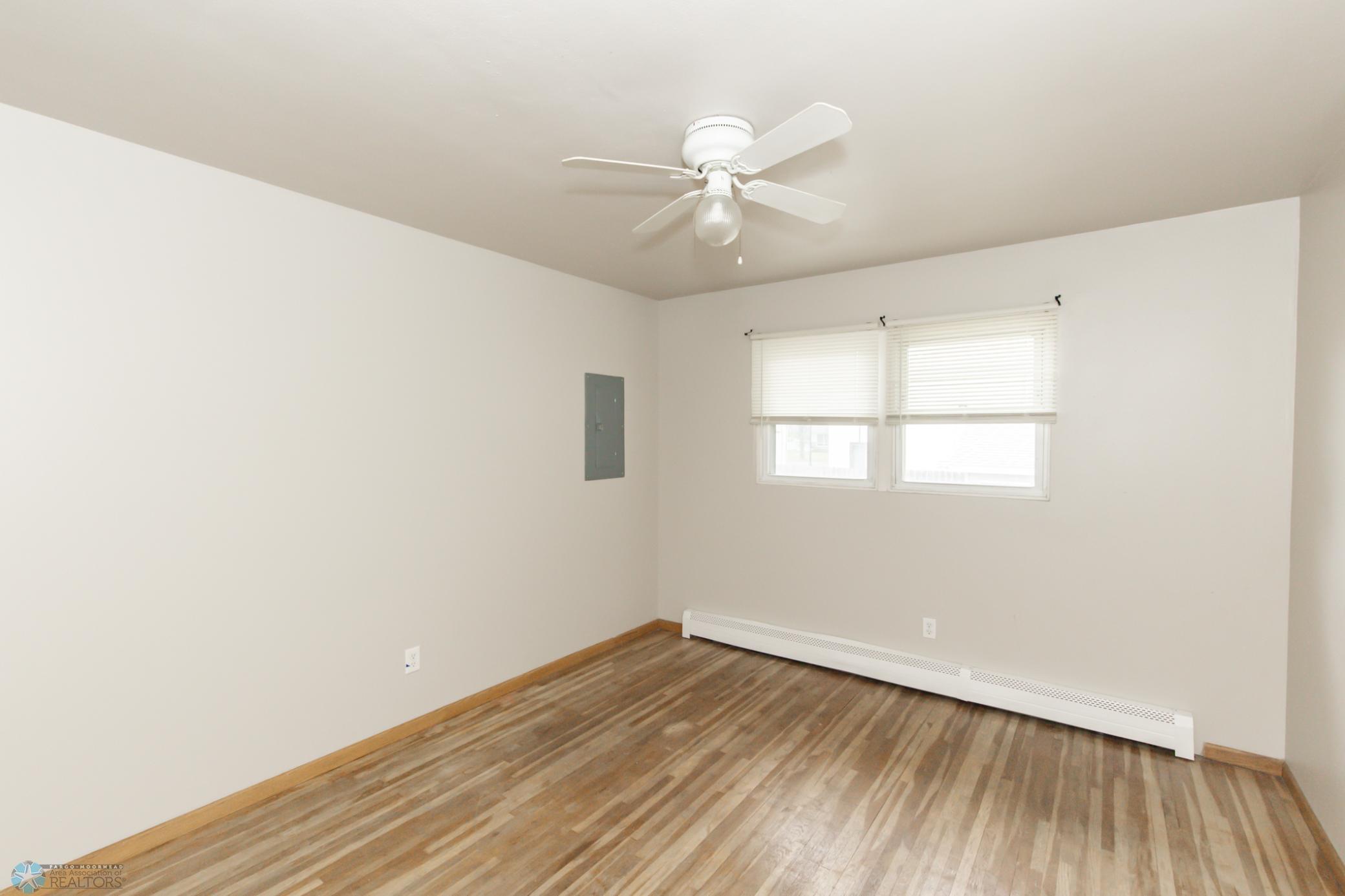Unit 4 bedroom 2