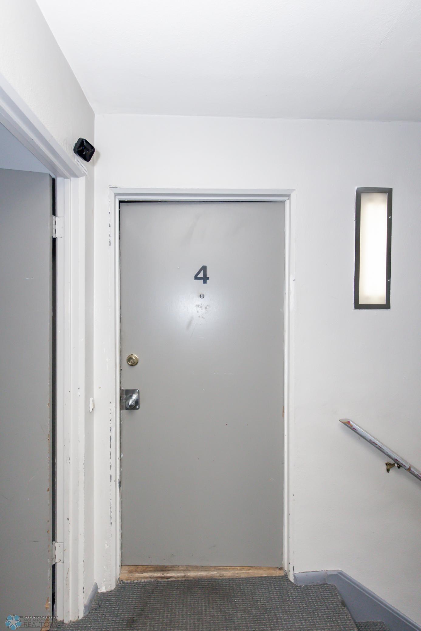 Unit 4 door