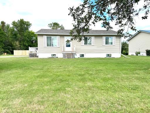 303 Lincoln Street SE, Warroad, MN 56763