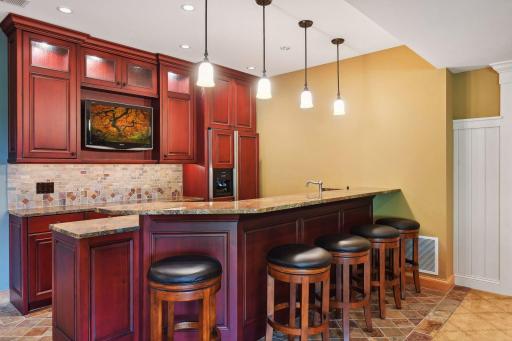 2335 Hollybush Road, Hamel, MN 55340