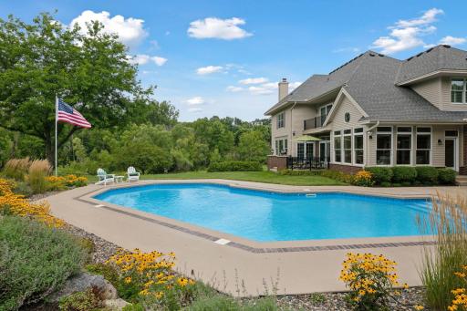 2335 Hollybush Road, Hamel, MN 55340