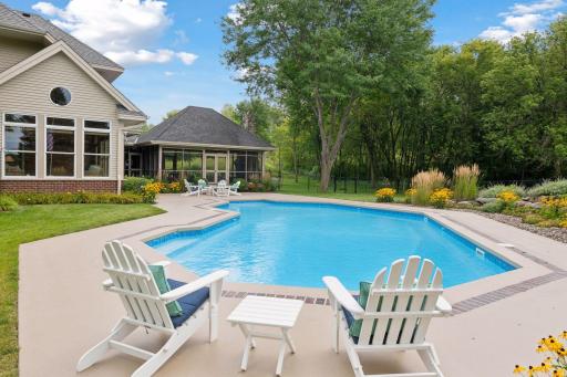 2335 Hollybush Road, Hamel, MN 55340