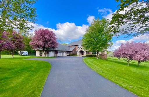 2335 Hollybush Road, Hamel, MN 55340