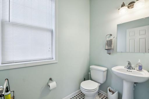 600 W 32nd Street, Minneapolis, MN 55408