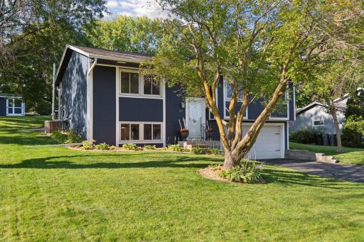 112112 Haering Circle, Chaska, MN 55318